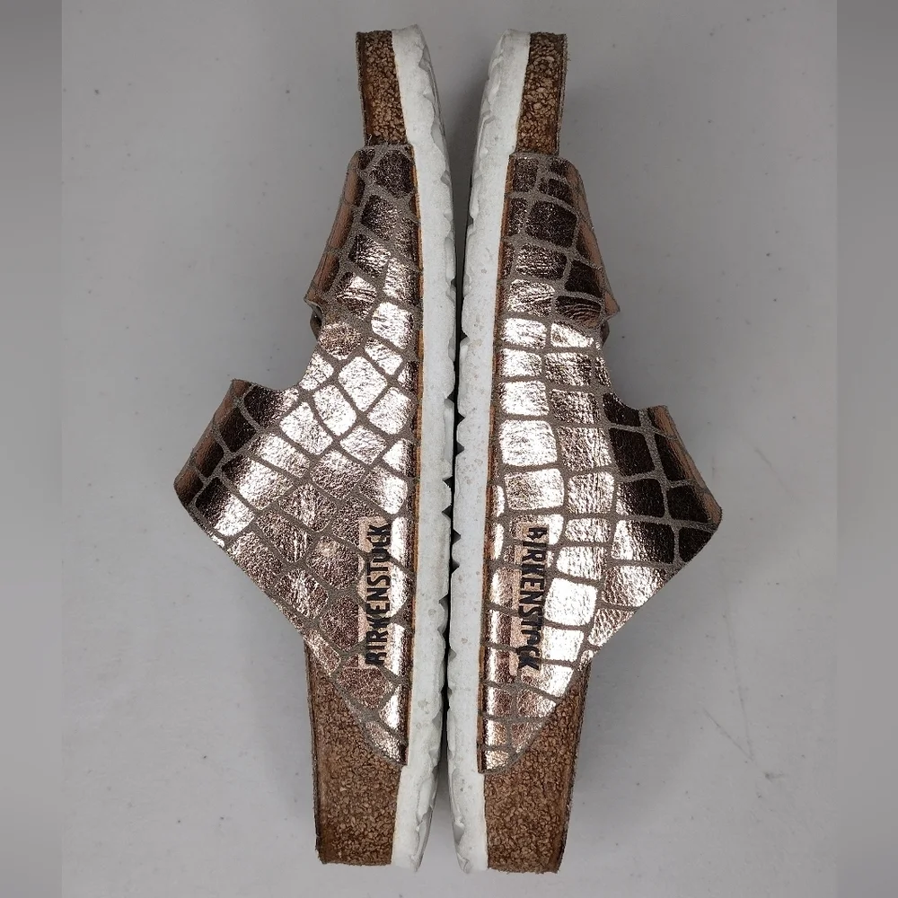 Birkenstock Arizona Metallic Rose Gold Croc-Embossed Sandals Sz 7